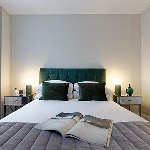 Oxford Street Fitzrovia Apartments By D'Montrio
